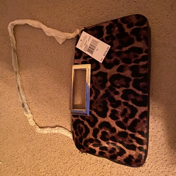 Michael Kors Berkley Leopard Clutch - Picture 1 of 6